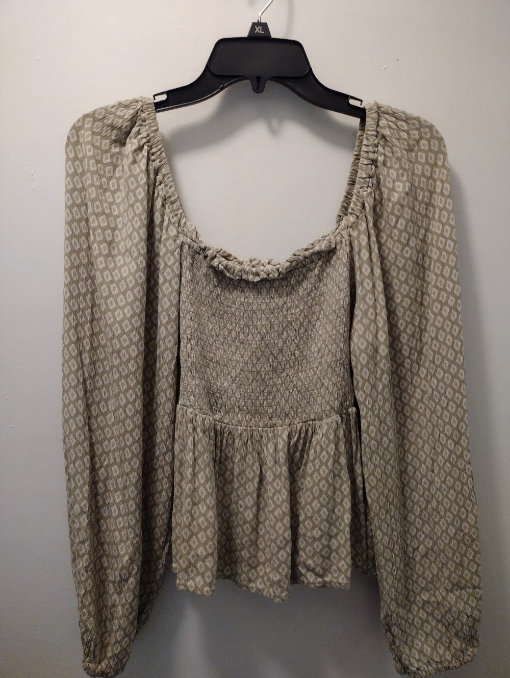 Dip Long Sleeve Top